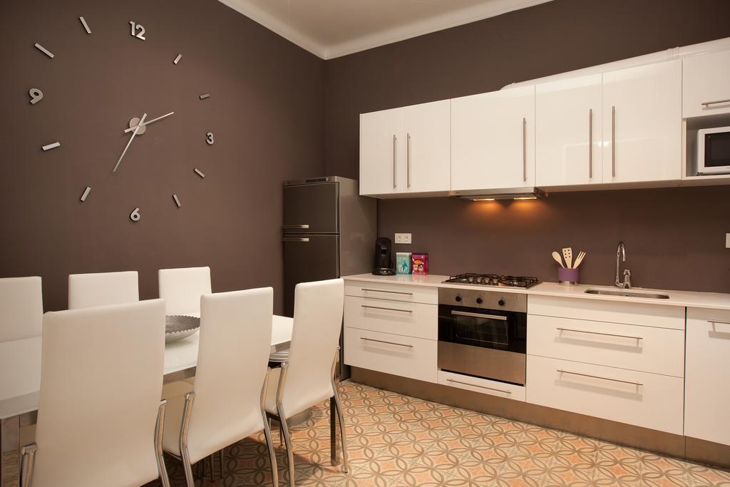 Enjoy Apartments Sofia Barcelona Pokoj fotografie